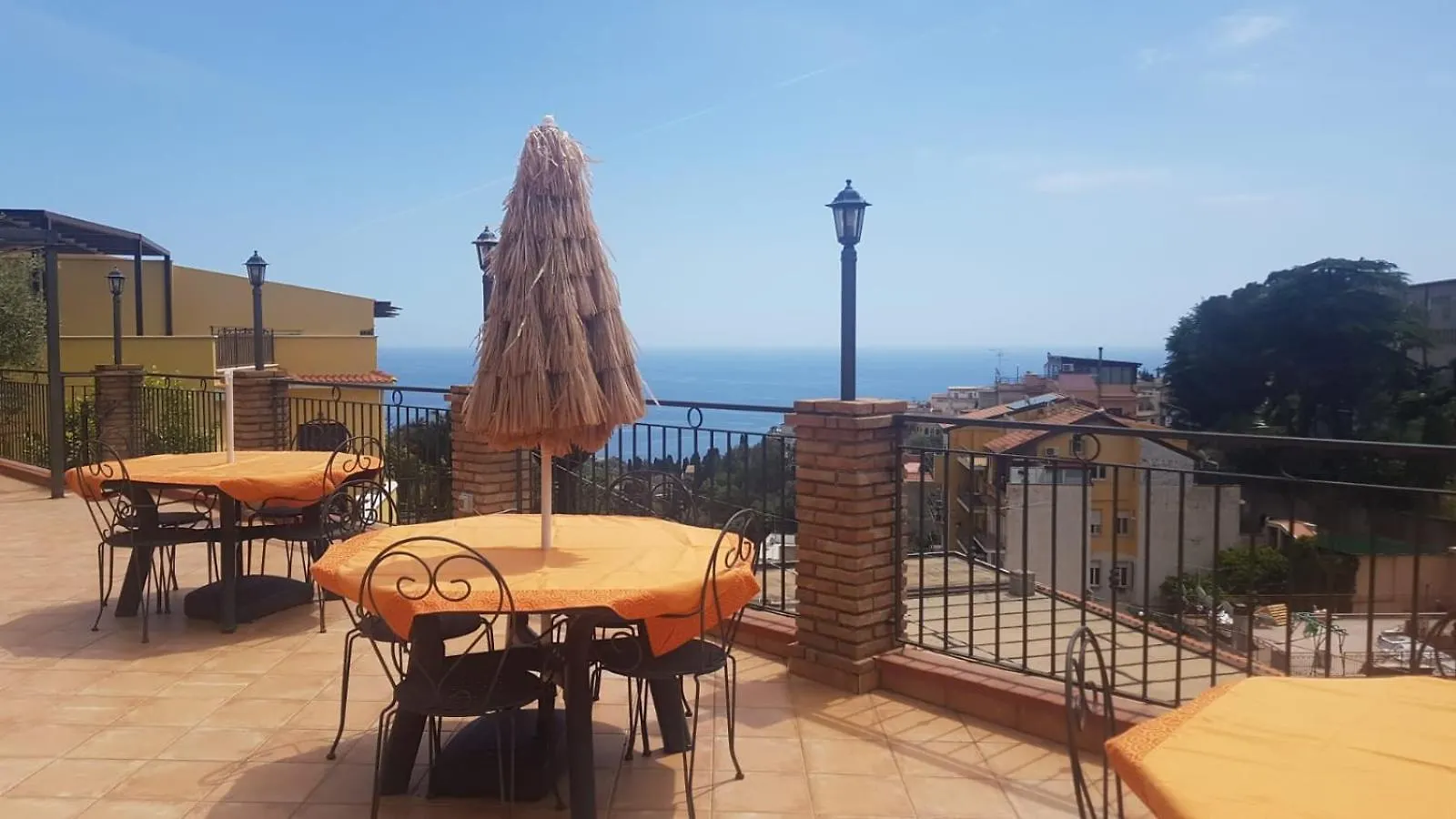 Le Grand Soleil Apartments Taormina Pensionat